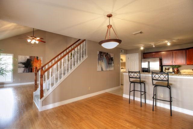 Houston Condo: 2211 South Kirkwood Road