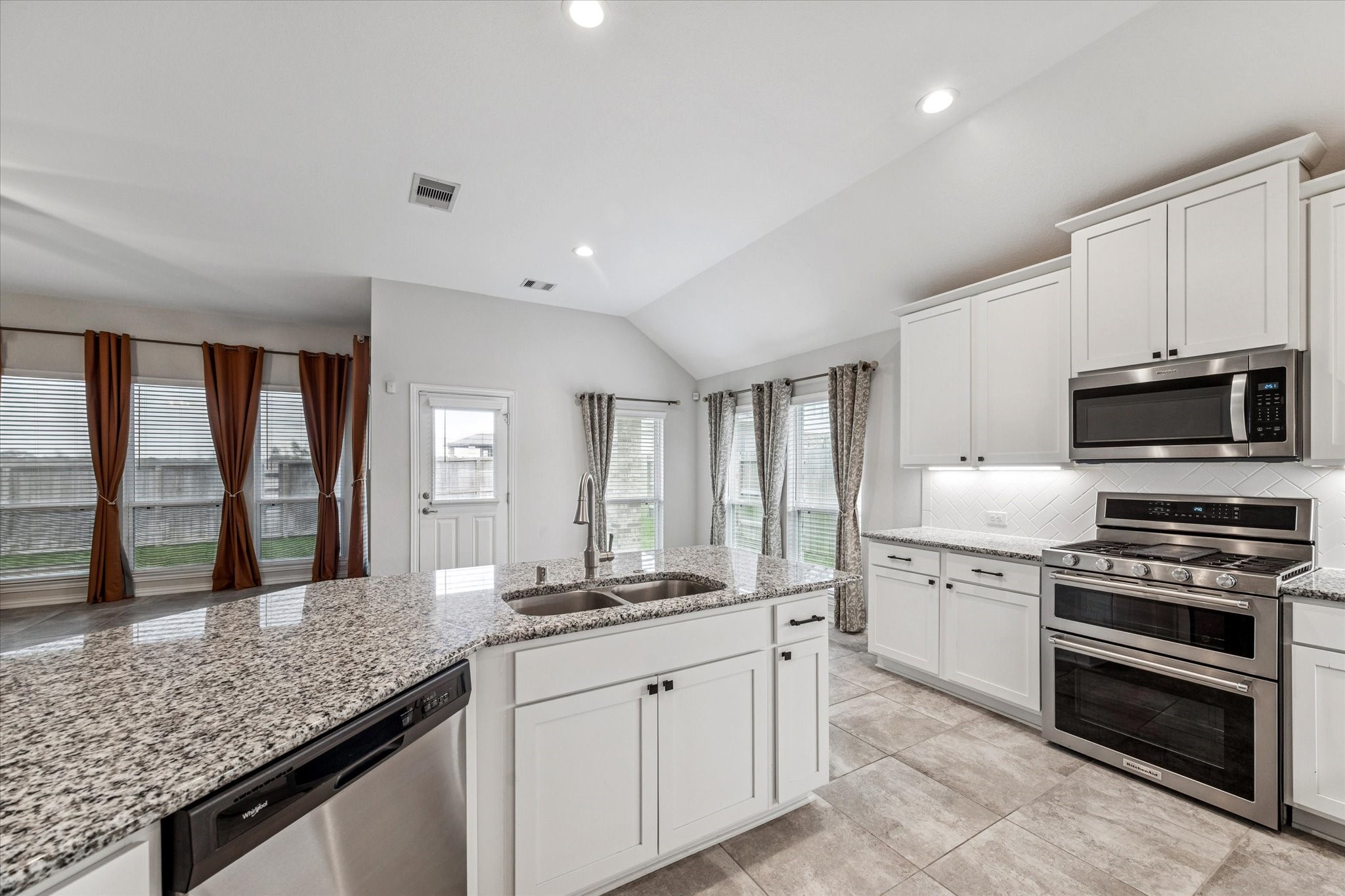 Montgomery Condo: 142 Dina Lane