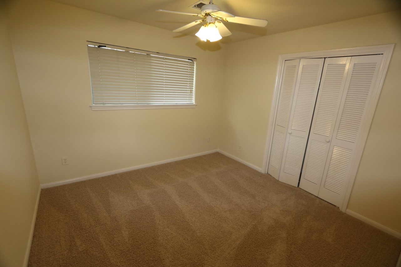 Missouri City Condo: 2319 Quail Valley E Drive