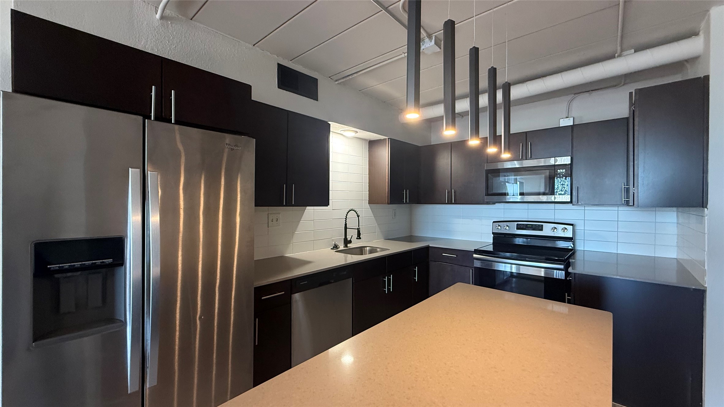 Houston Condo: 5400 Memorial Drive