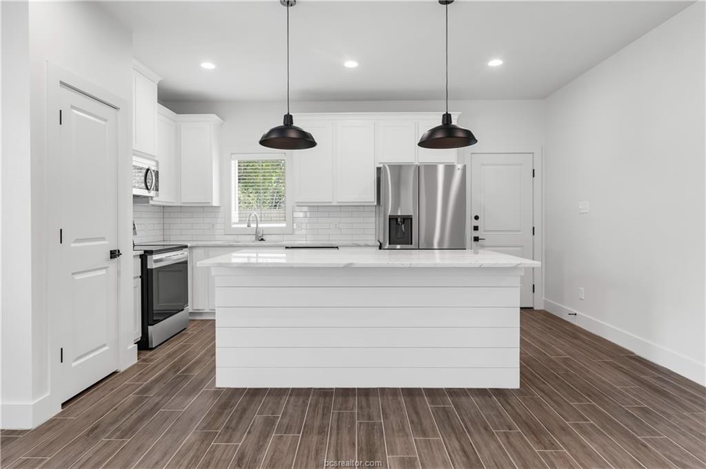 College Station Condo: 1412 Magnolia Drive