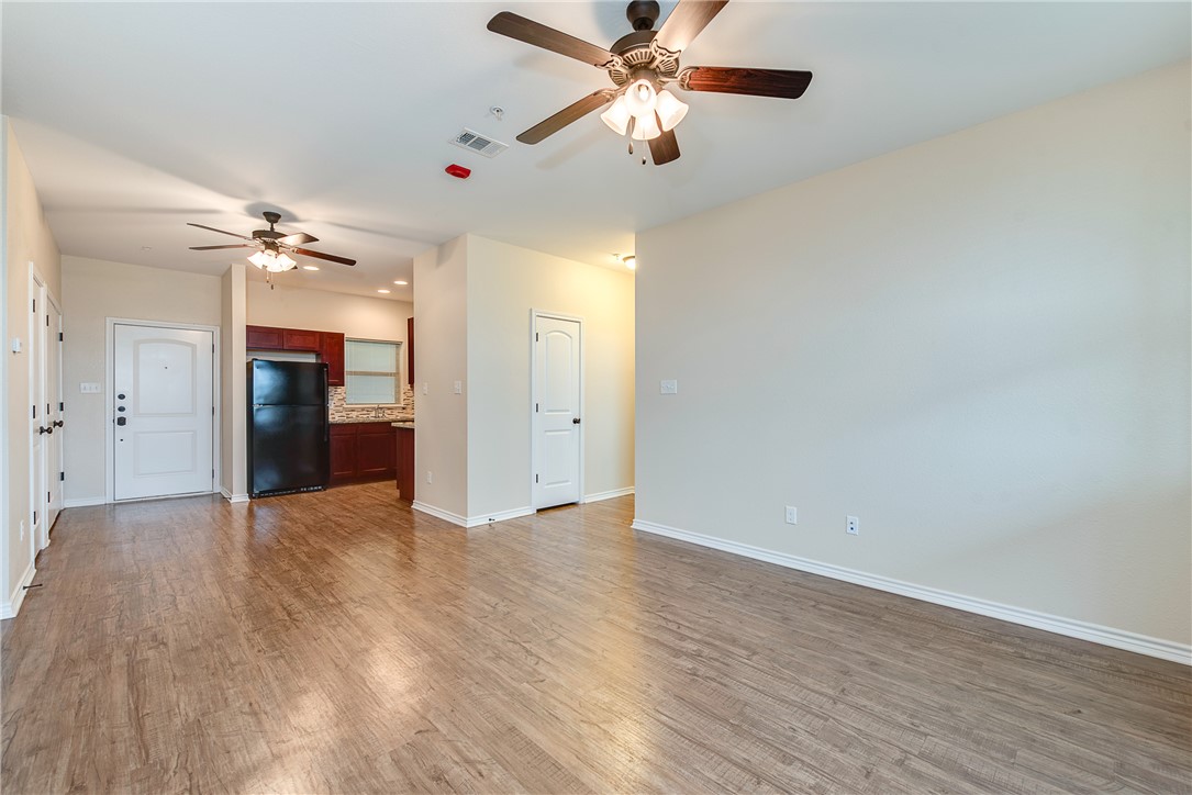 College Station Condo: 1915 Dartmouth Street