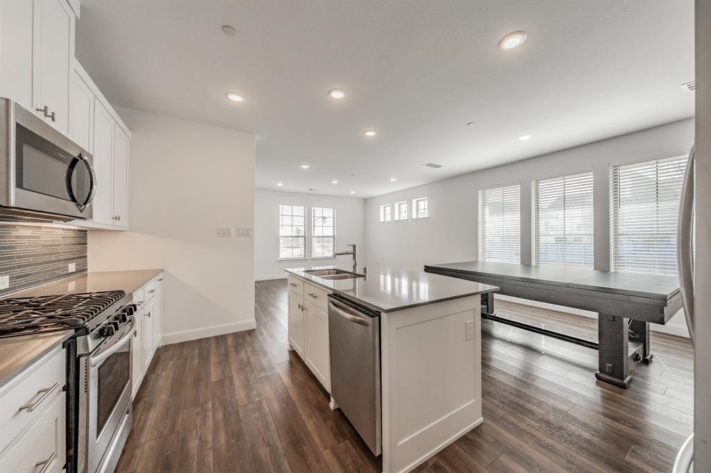 Argyle Condo: 405 Matchbox Street