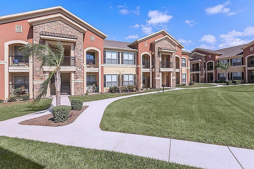 Penitas Condo: 1703 Gardner Road