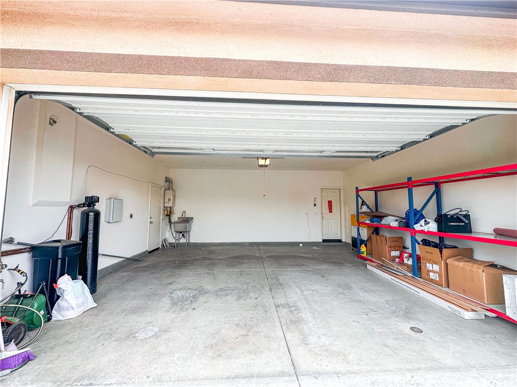 Ontario Condo: 10993 Bel Air Avenue