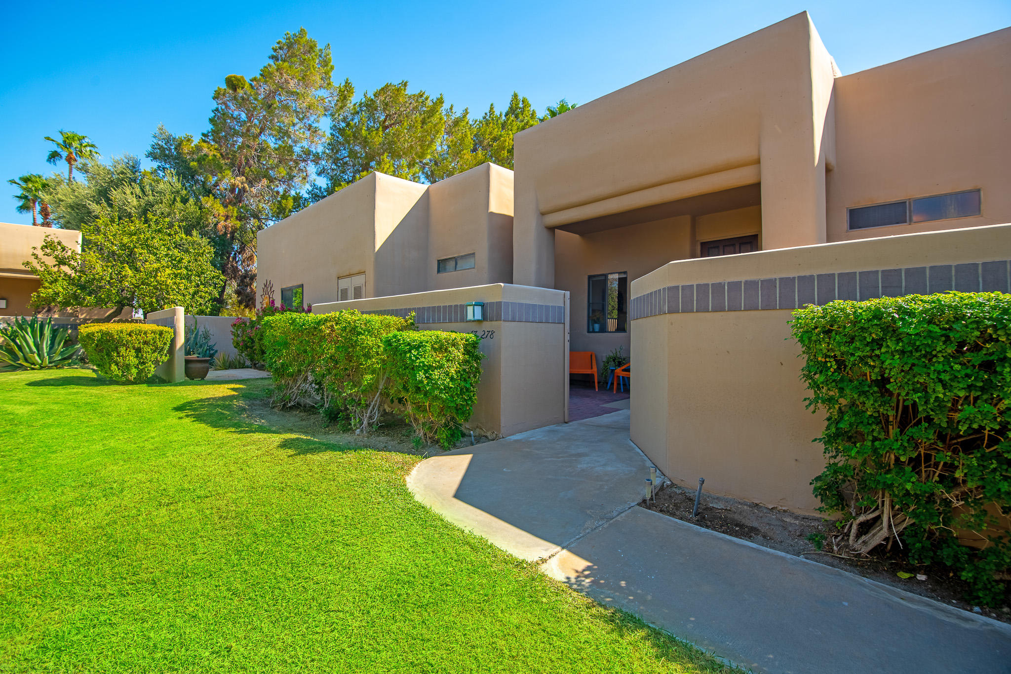 Cathedral City Condo: 67633 Lagos Way