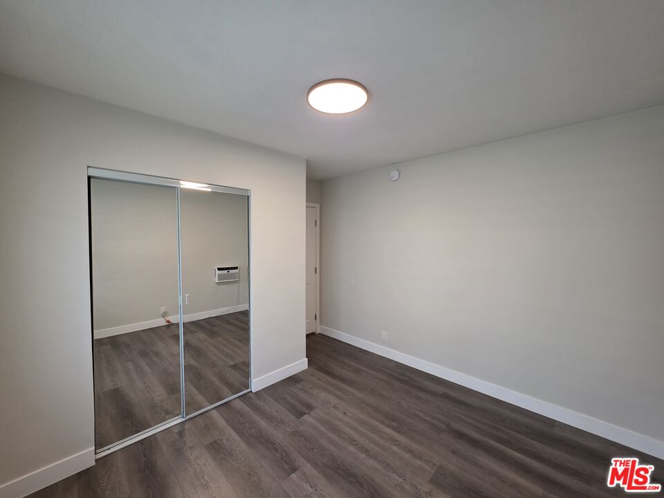 Venice Condo: 1411 Innes Place