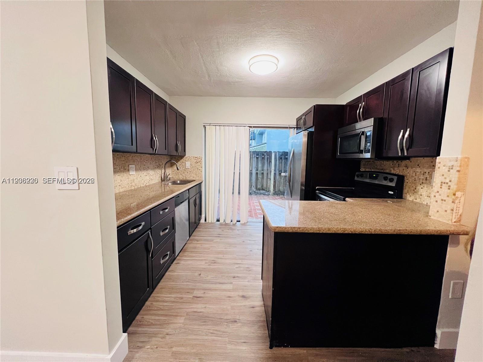 Hialeah Condo: 7060 Northwest 173rd Drive