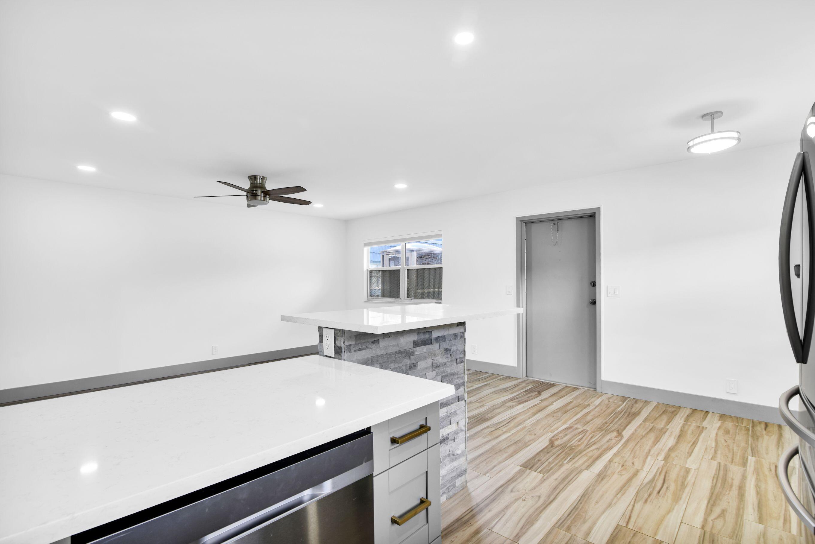 Delray Beach Condo: 277 Brittany F