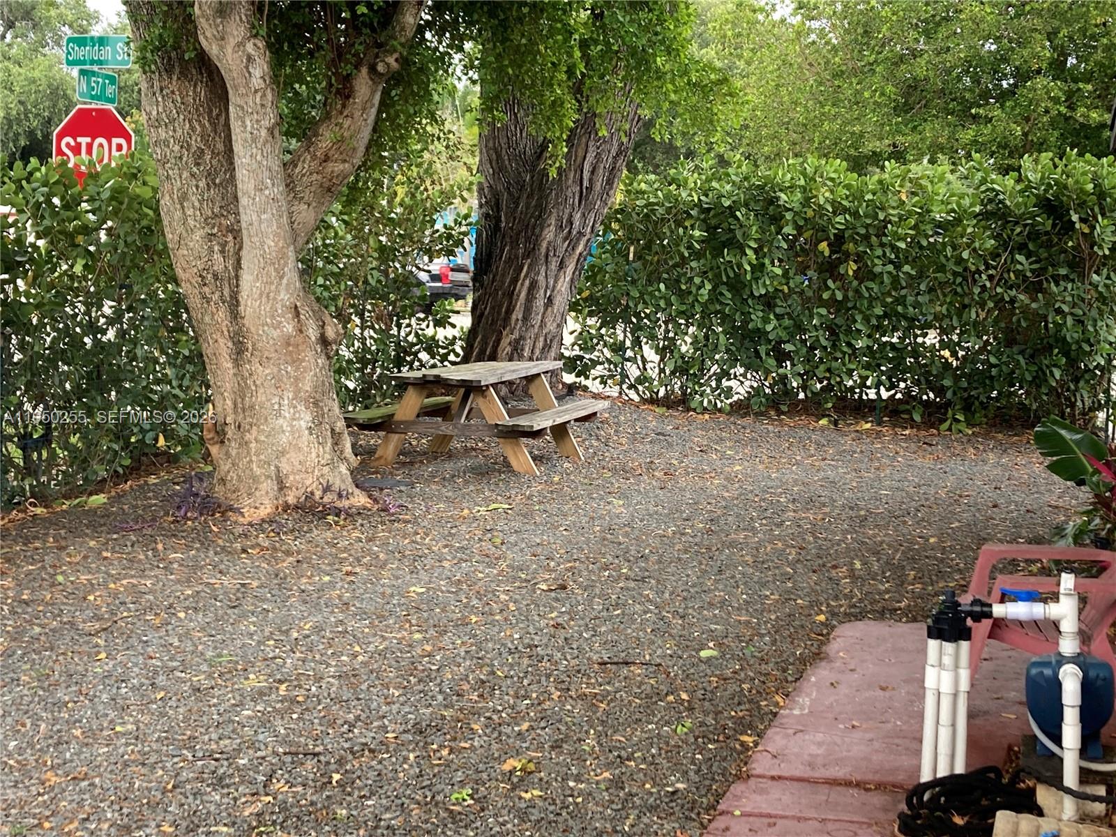 Hollywood Condo: 5720 Sheridan Street