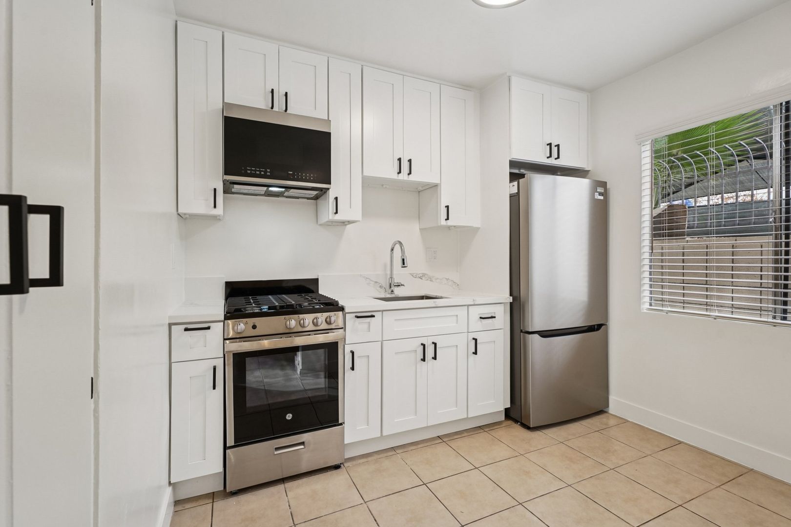 Inglewood Condo: 3636 W Imperial Hwy