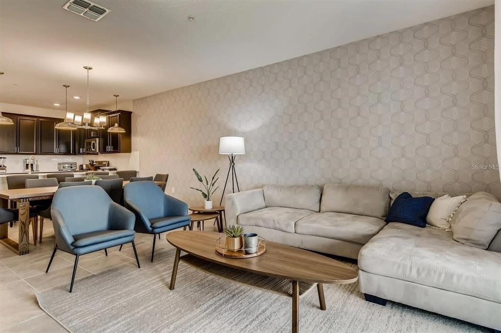 Davenport Condo: 545 Ocean Course Avenue