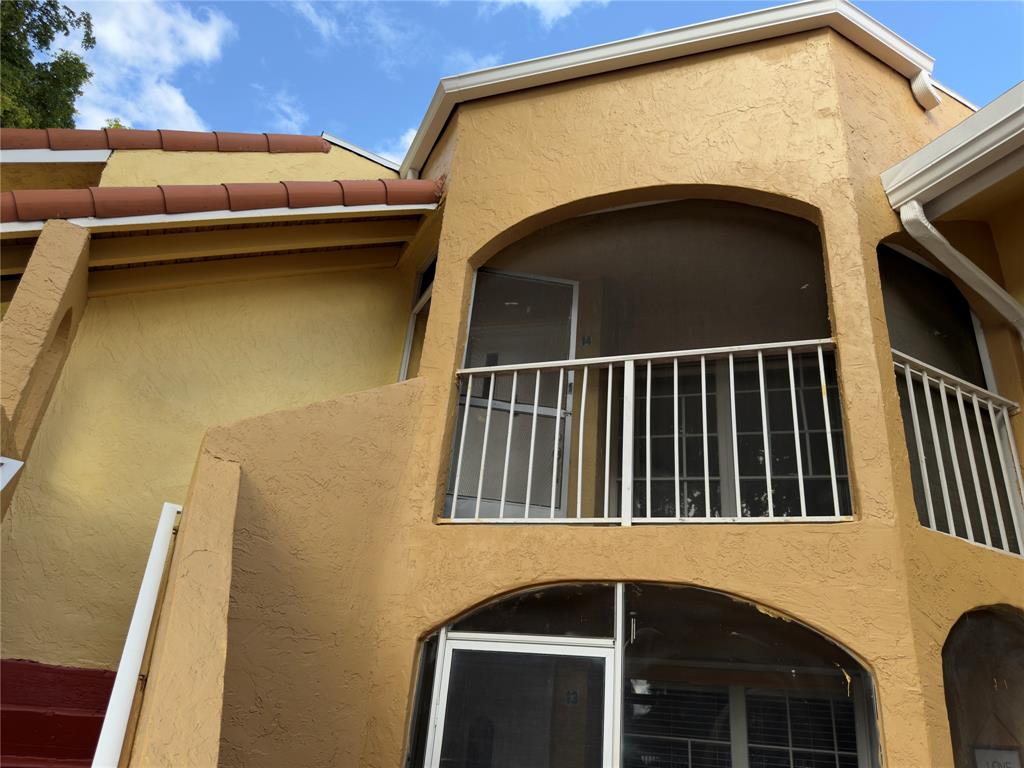 Miami Condo: 15675 Southwest 74th Cir Drive