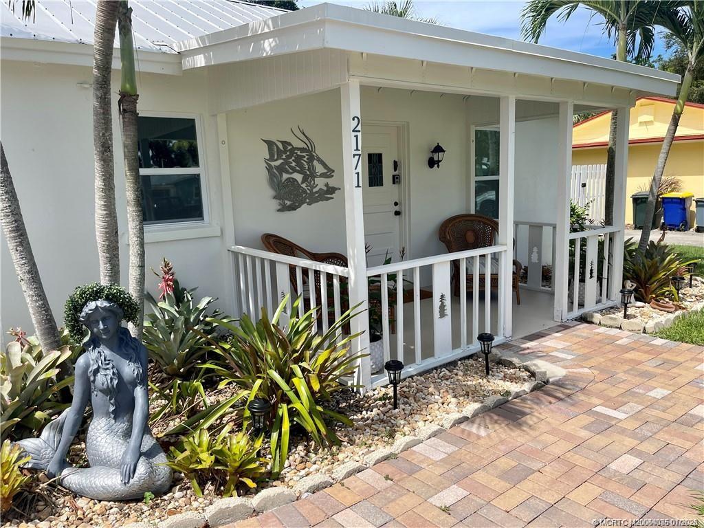 Jensen Beach Condo: 2171 Northeast Pelican Terrace