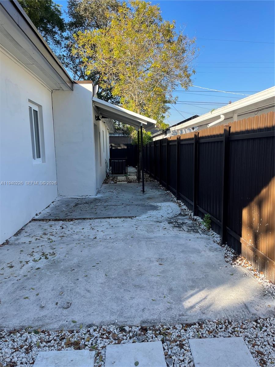 Opa-Locka Condo: 931 Opa-locka Boulevard