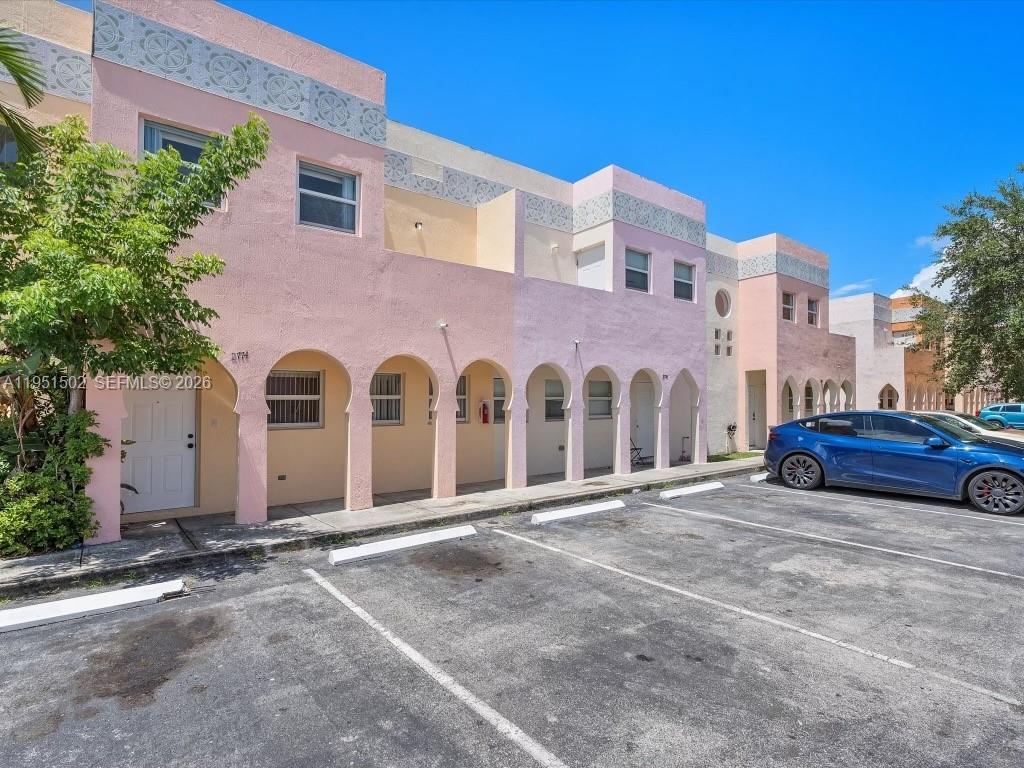 Opa-Locka Condo: 2752 Northwest 131st Street