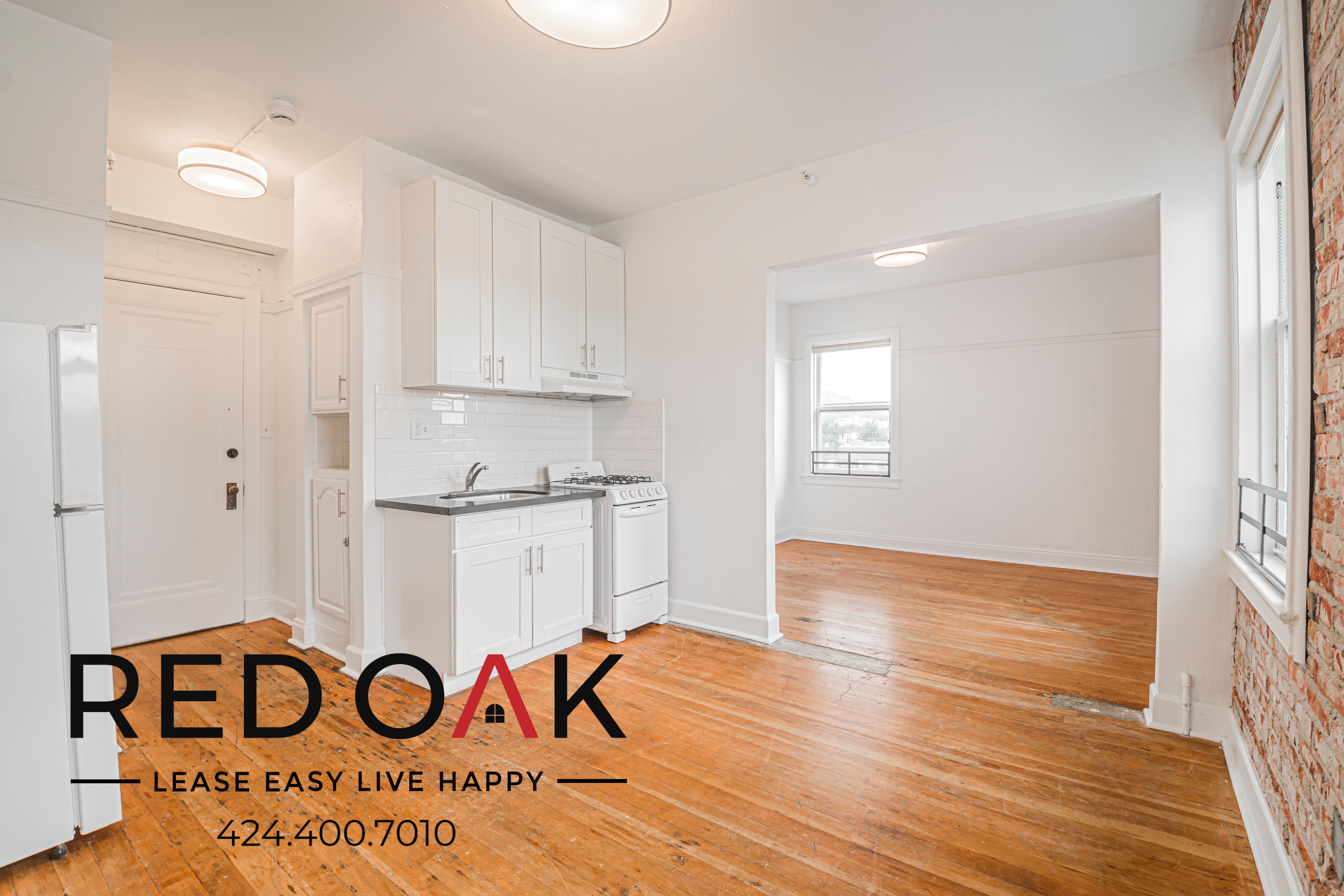 Glendale Apartment: 102 N Glendale Ave