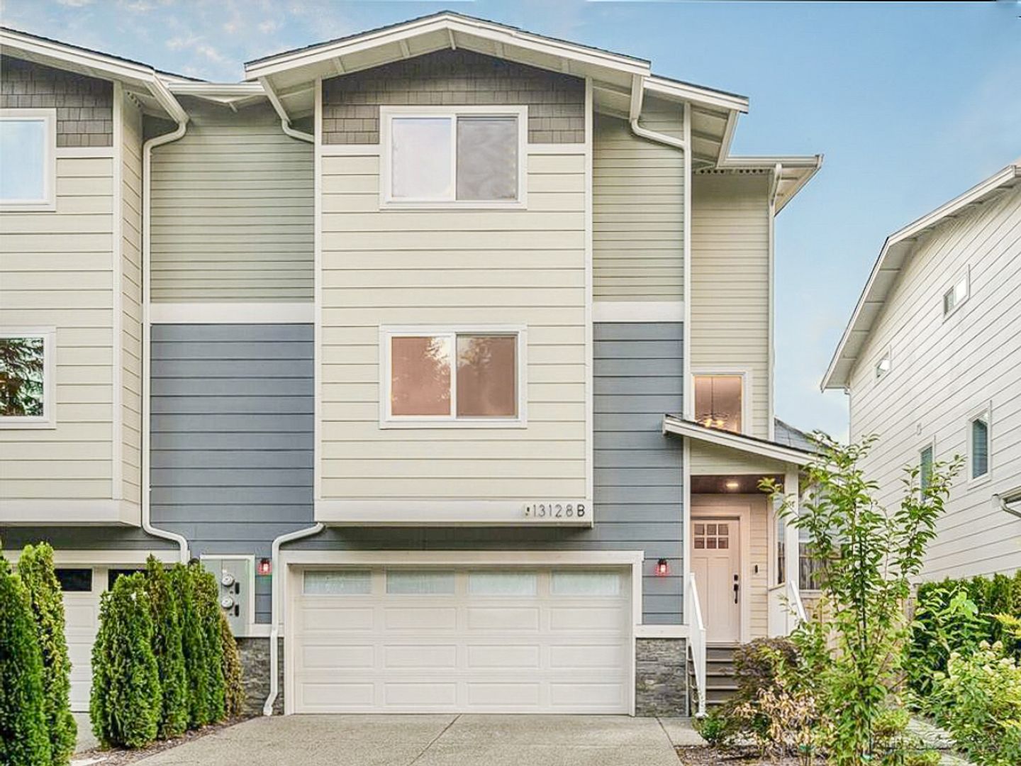 Everett Condo: 13128 12th Drive SE