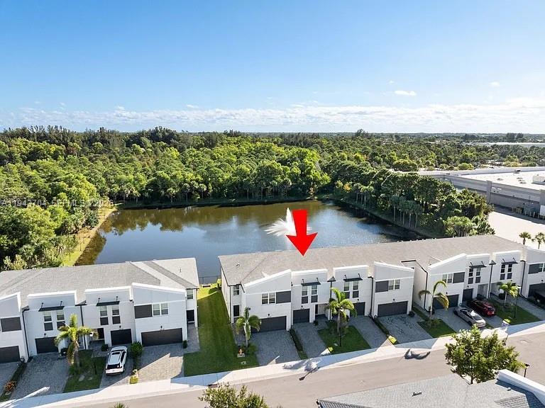 Stuart Condo: 3939 Southeast Mentmore Lane