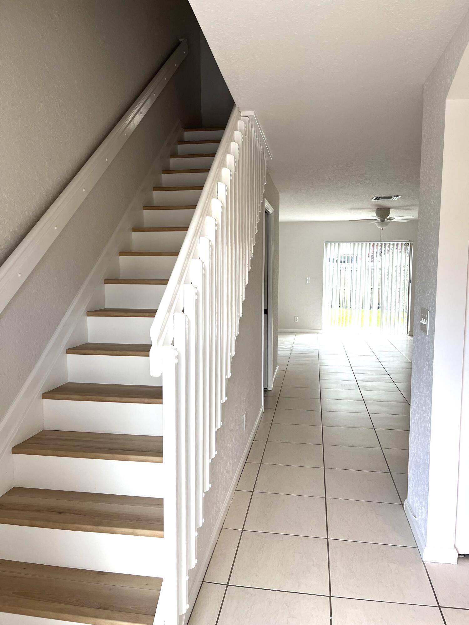 West Palm Beach Condo: 930 Summit Lake Drive