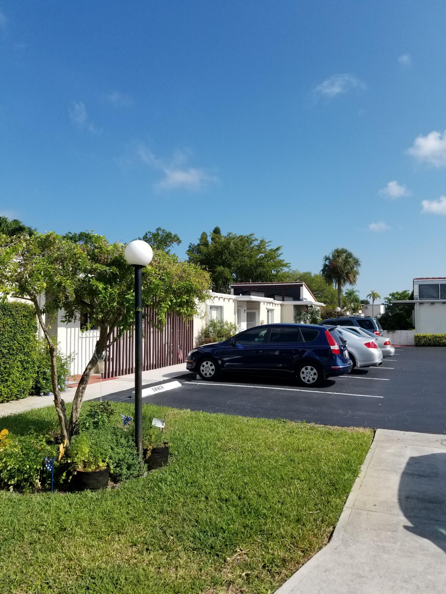 Palm Springs Condo: 2601 Boundbrook Boulevard