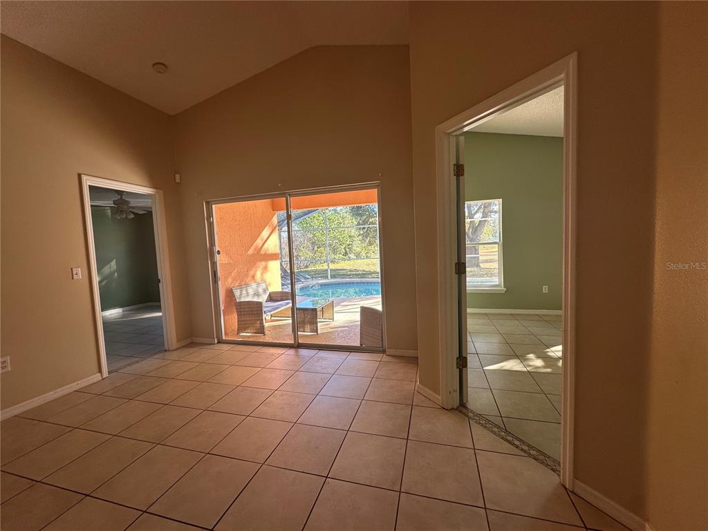 Clermont Condo: 17432 Woodcrest Way