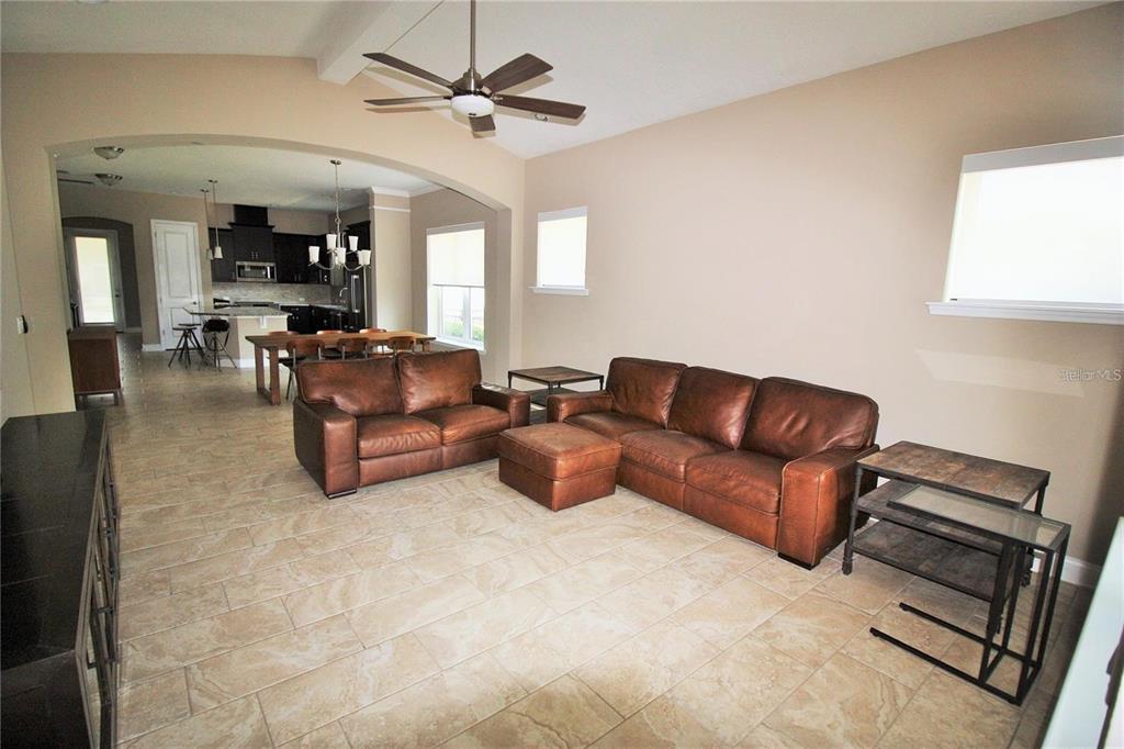 Orlando Condo: 7909 Laureate Boulevard