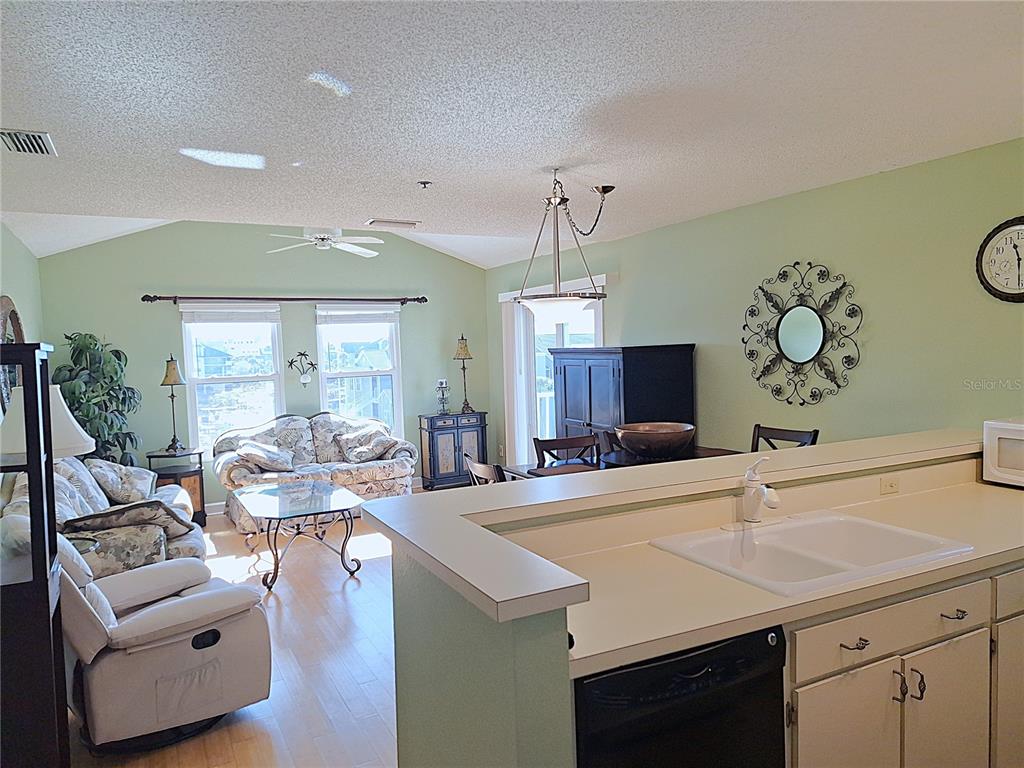 New Port Richey Condo: 5727 Biscayne Court