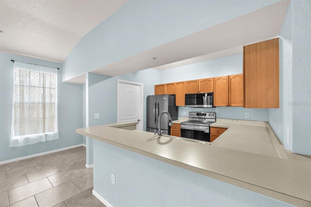 Tampa Condo: 5125 Palm Springs Boulevard