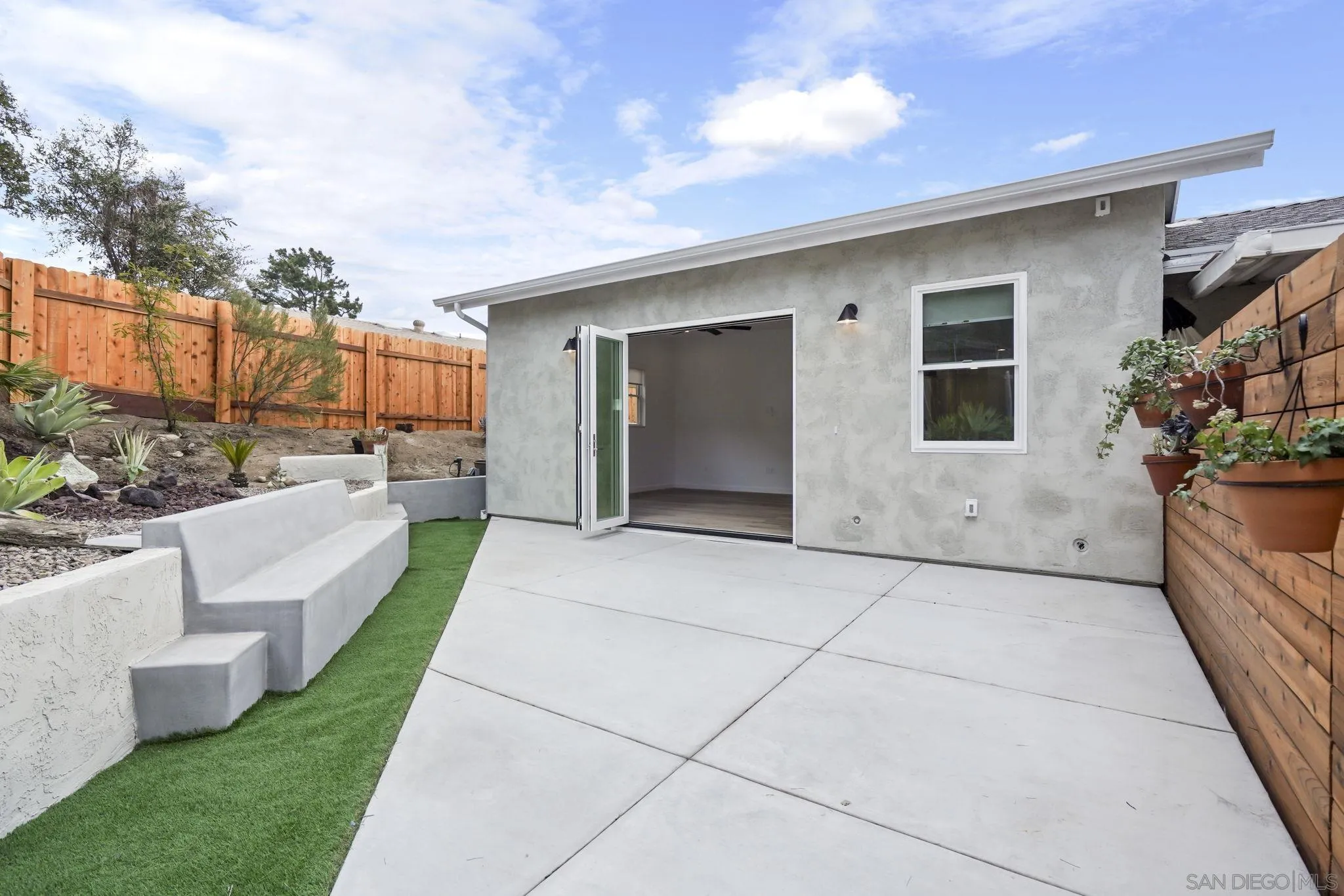 Poway Condo: 13434 Maryearl Lane