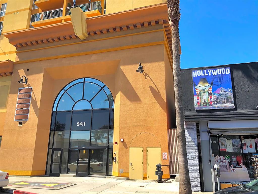 Hollywood Condo: 5411 Hollywood Boulevard
