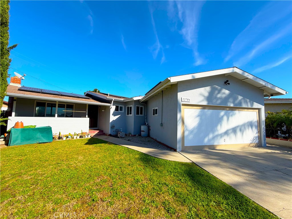 Carson Condo: 22706 Rashdall Avenue