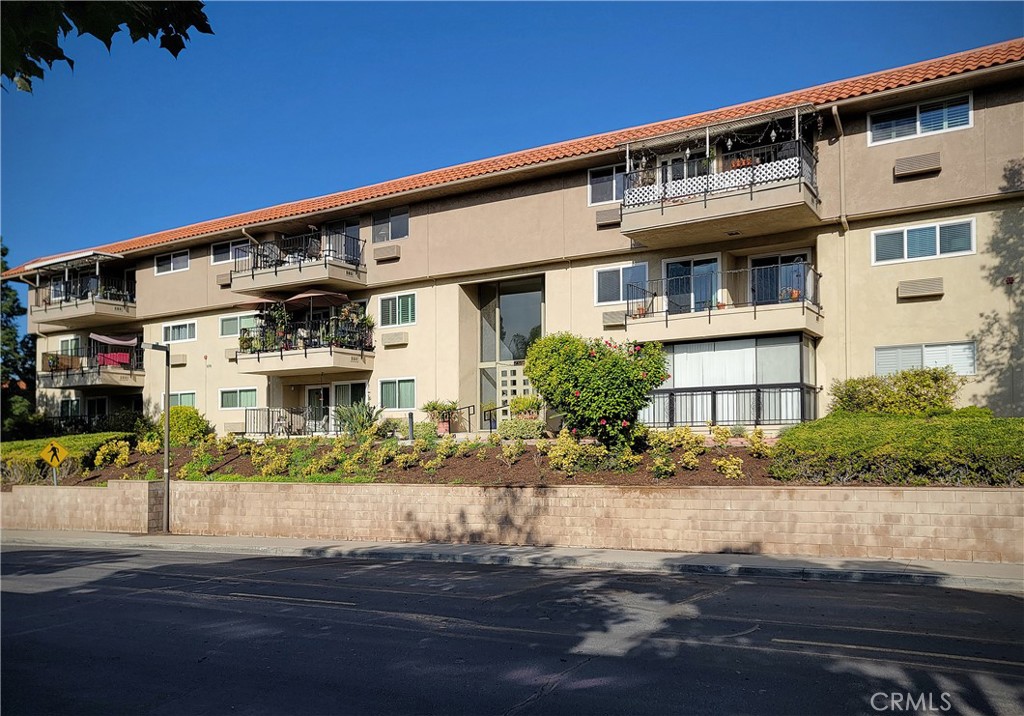 Laguna Woods Condo: 2370 Via Mariposa West