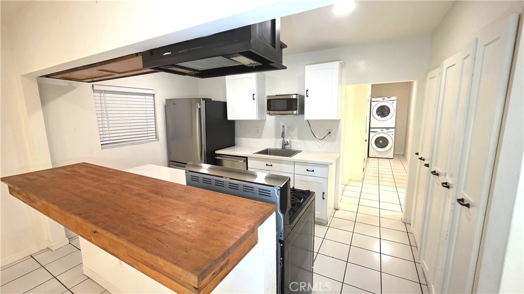 Los Angeles Condo: 2820 7th Avenue