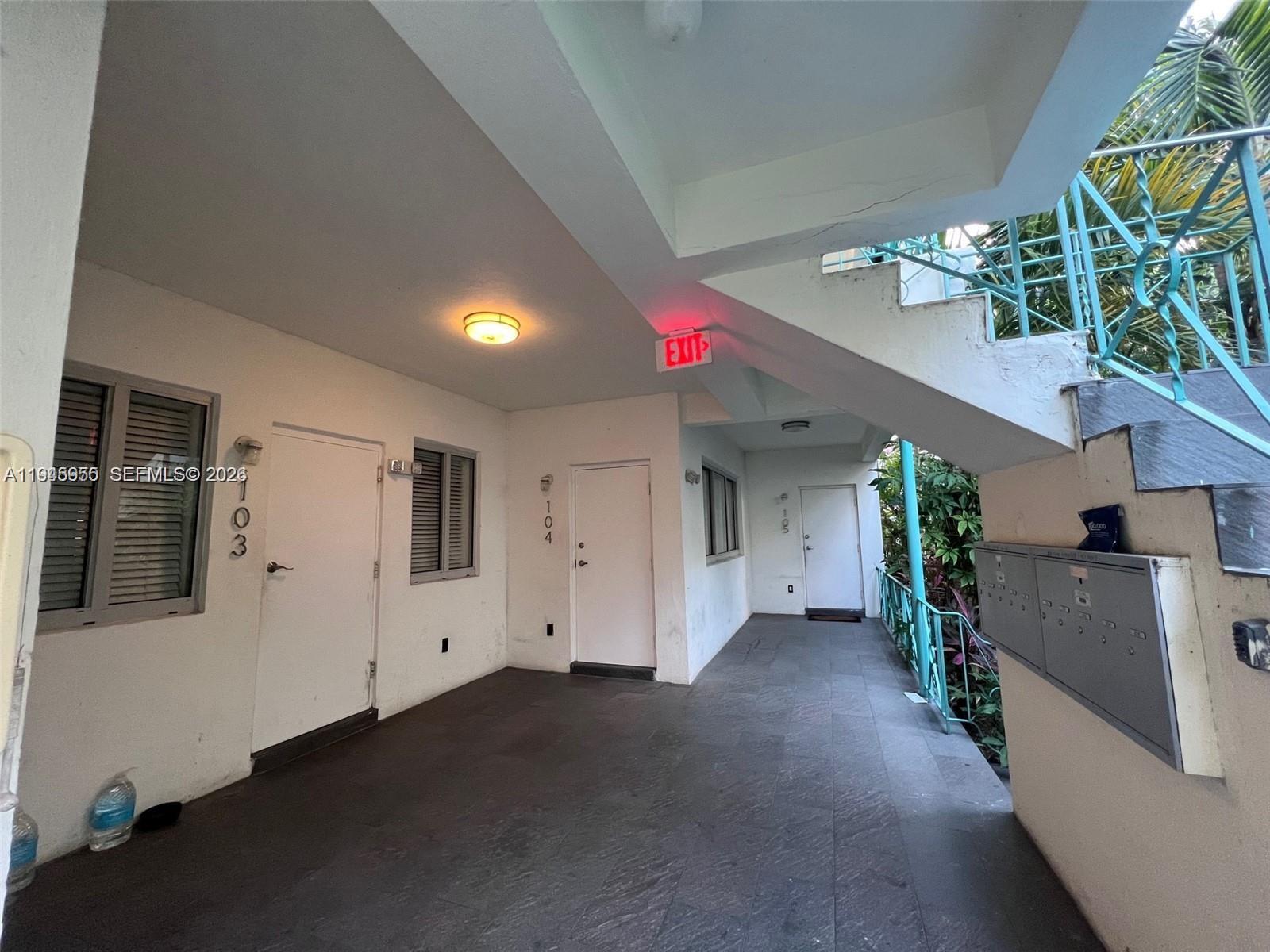 Miami Beach Condo: 820 15th Street