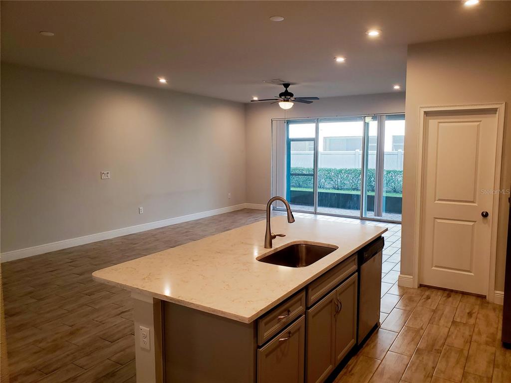 Lutz Condo: 17623 Ledger Line Lane