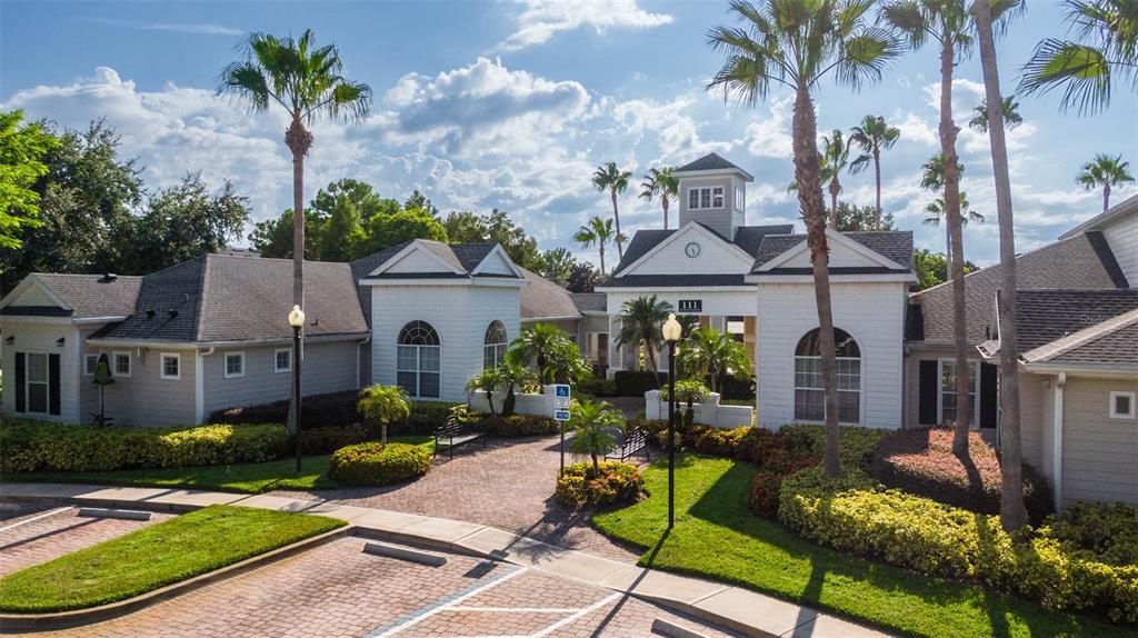 Winter Garden Condo: 233 Southern Pecan Circle