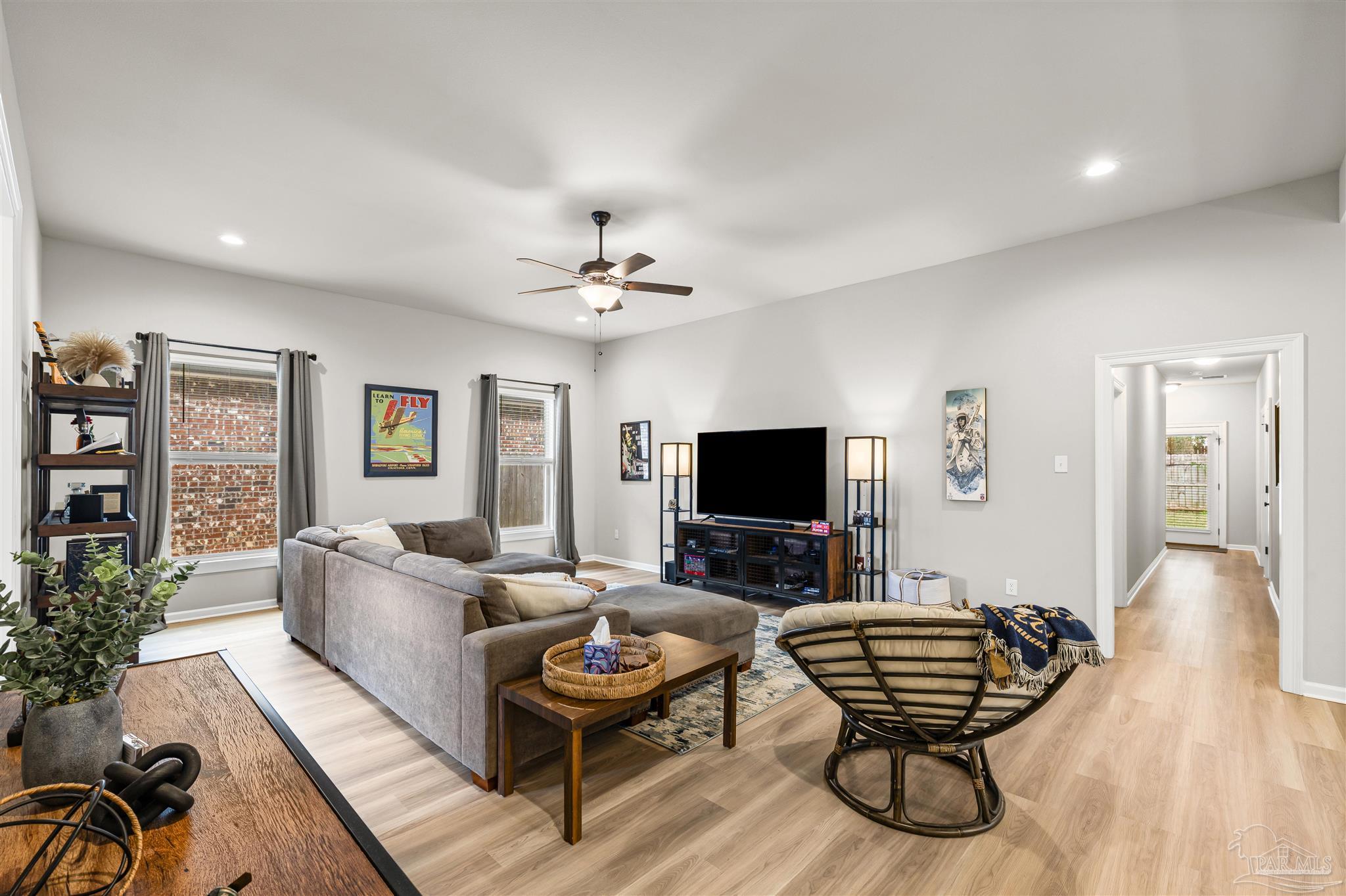 Pace Condo: 4709 Sago Palm Circle