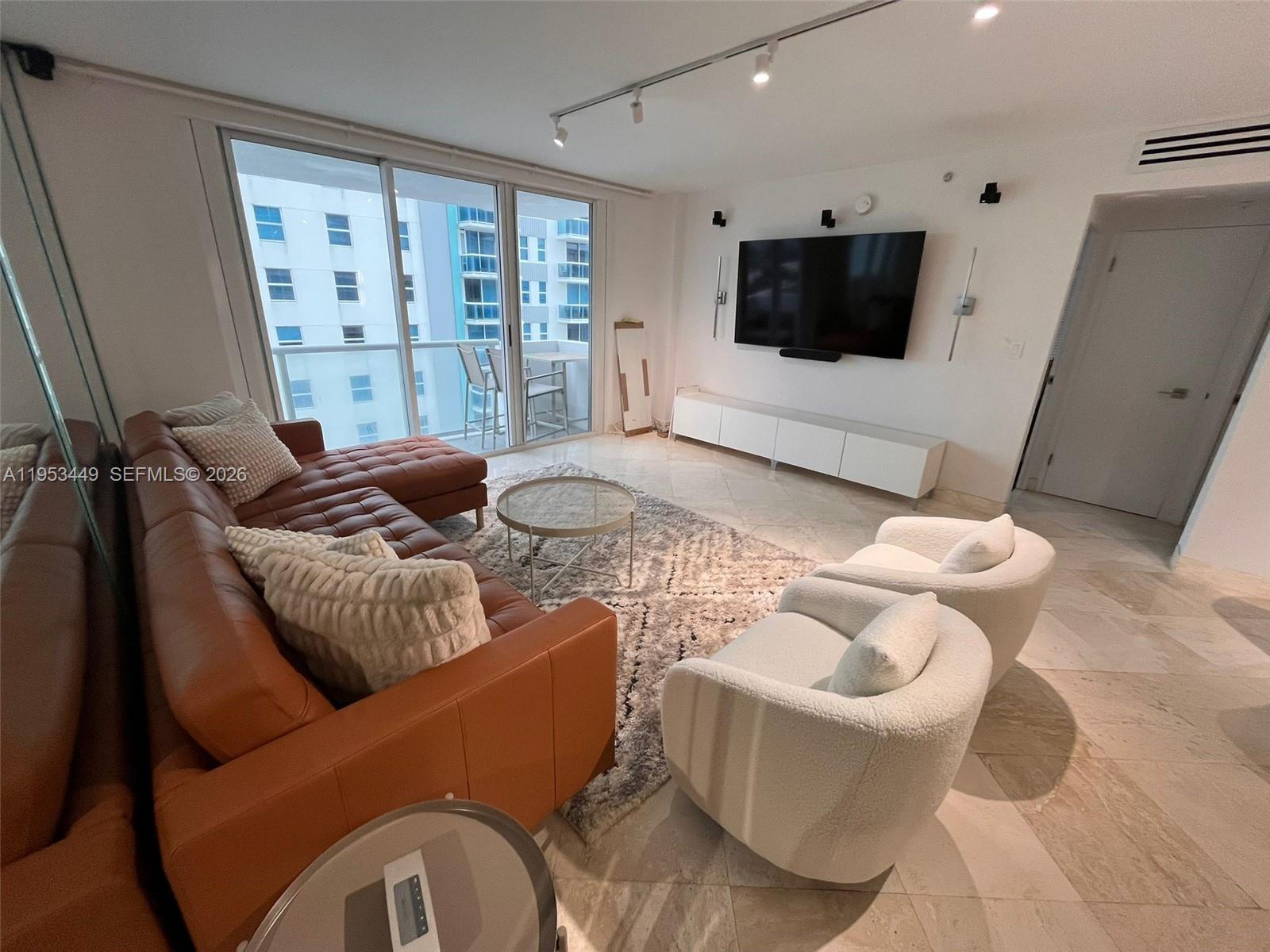 Surfside Condo: 9195 Collins Avenue