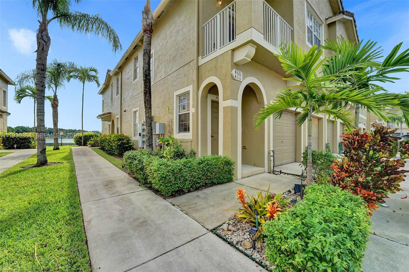 Miramar Condo: 4301 Southwest 131st Lane