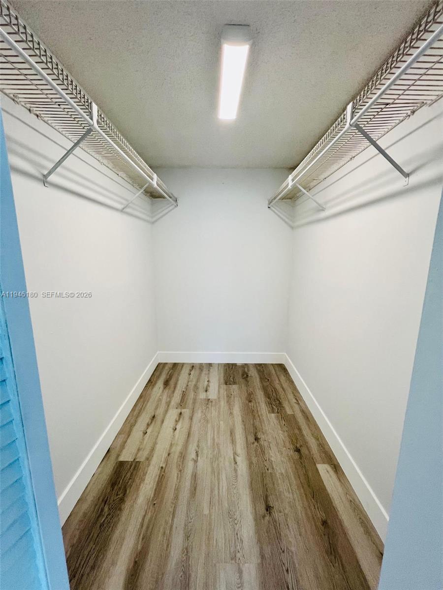 Miami Beach Condo: 2655 Collins Avenue