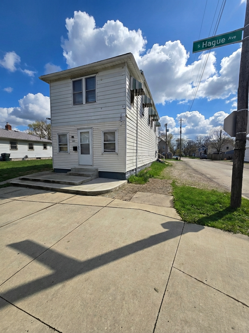 Columbus Condo: 406 1/2 S Hague Ave