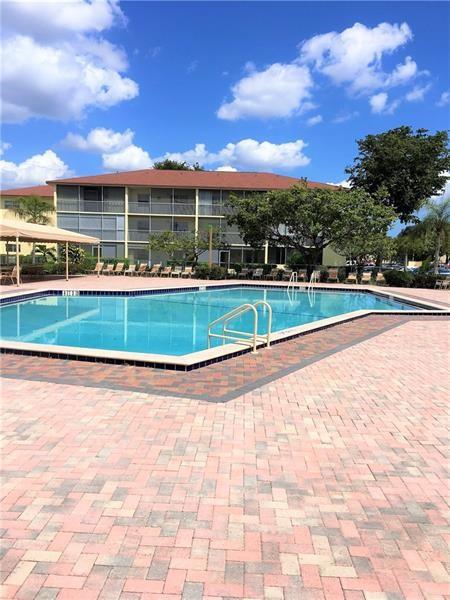 Pembroke Pines Condo: 551 Southwest 135th Avenue