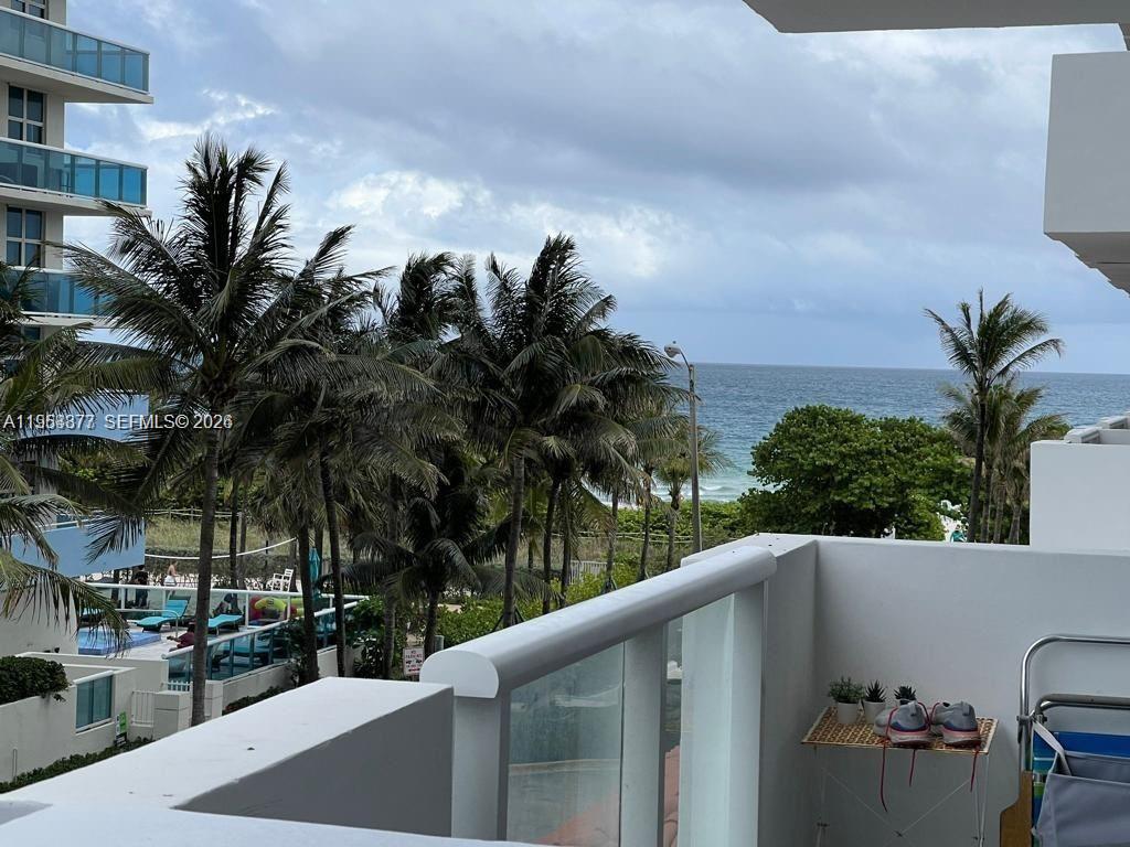 Surfside Condo: 9195 Collins Avenue