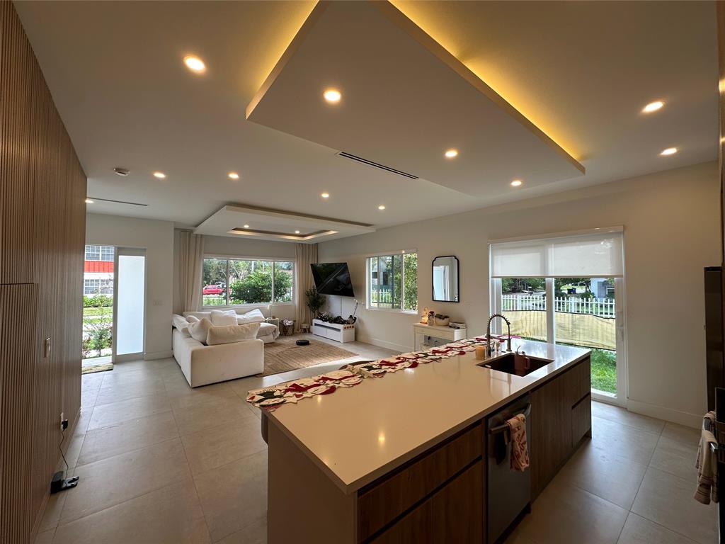 Fort Lauderdale Condo: 2109 Southwest 18th Avenue