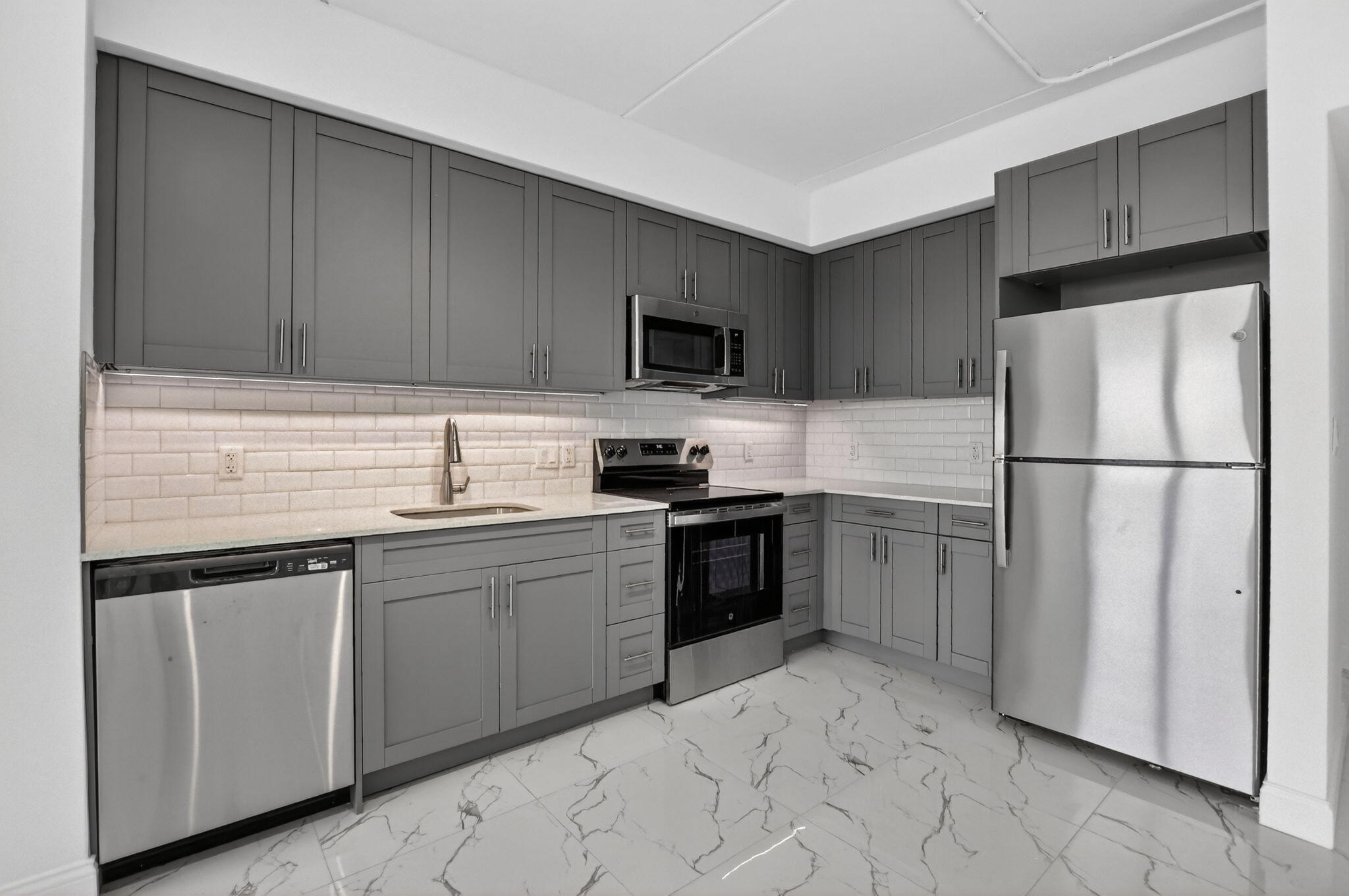 Boca Raton Condo: 250 West Hidden Valley Boulevard