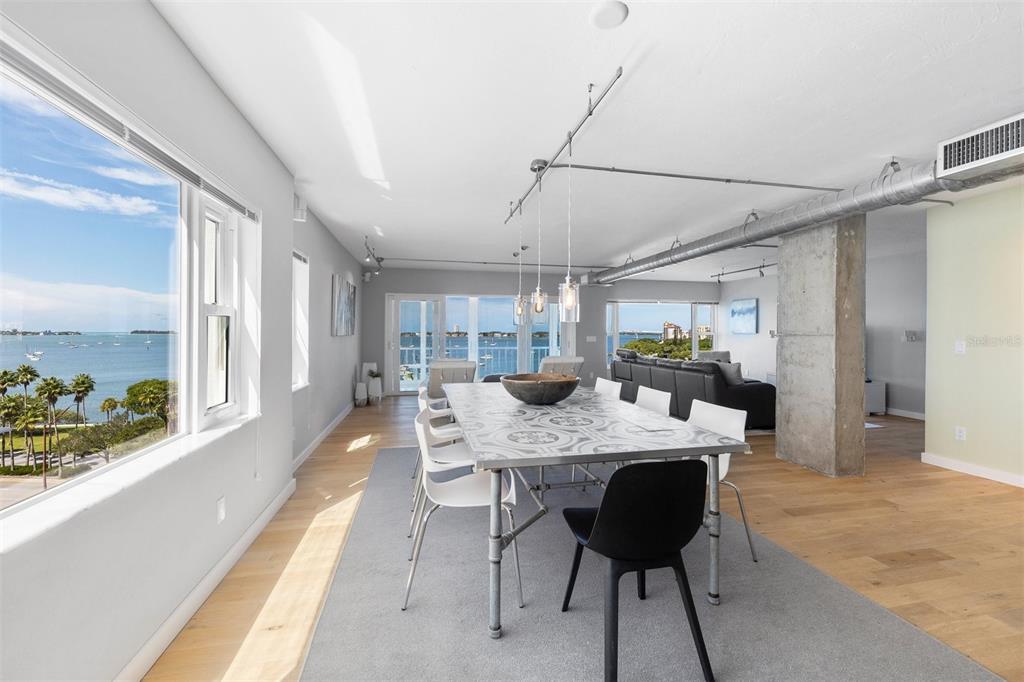 Sarasota Condo: 555 South Gulfstream Avenue