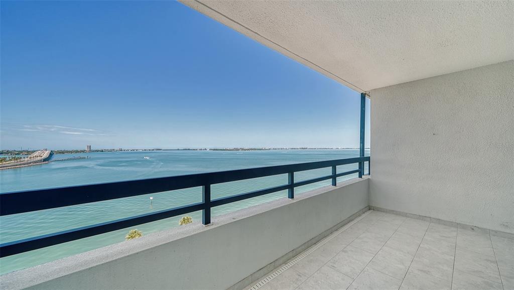 Sarasota Condo: 888 Boulevard Of The Arts