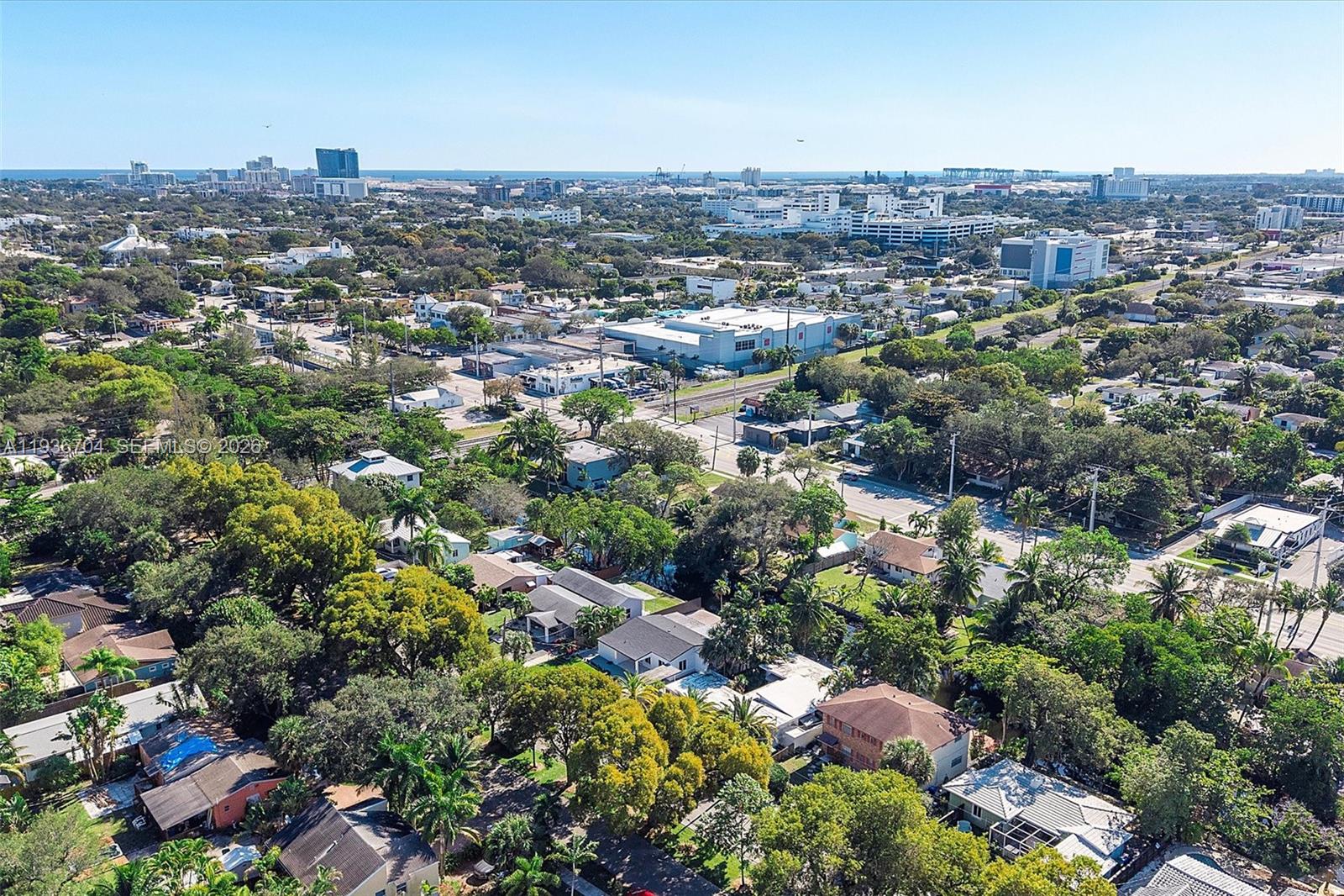 Fort Lauderdale Condo: 300 Southwest 11th Court