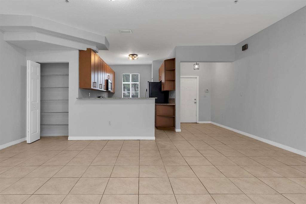 Miramar Condo: 12430 Southwest 50th Street